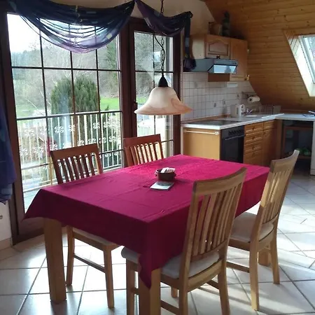 Gemutliche Dachgeschosswohnung *